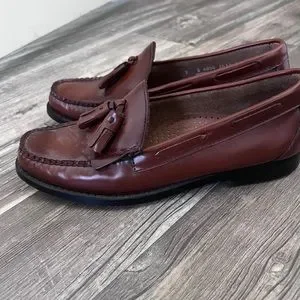 G.H. Bass & Co. | Shoes | Esther Kiltie Tassel Weejuns  display picture 3
